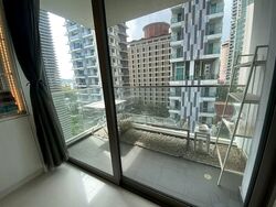 Suites @ Surrey (D11), Apartment #586698831